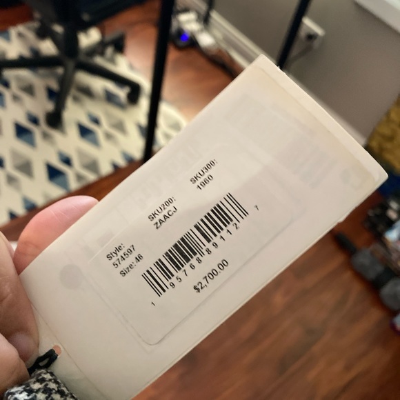 Gucci Men’s RTW Houndstooth Cape - Picture 2 of 10